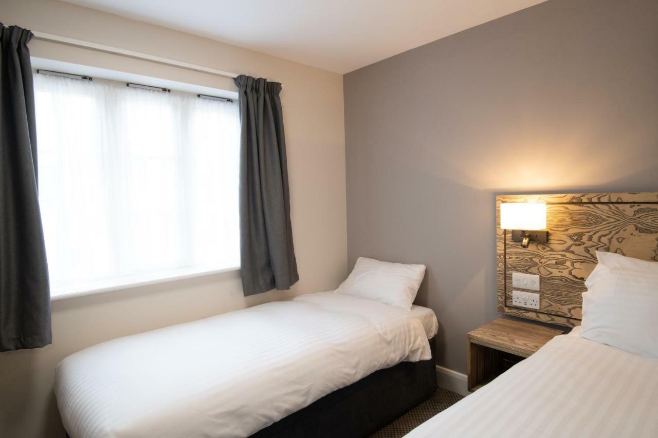 Paisley Pear, Brackley By Marston'S Inns Esterno foto